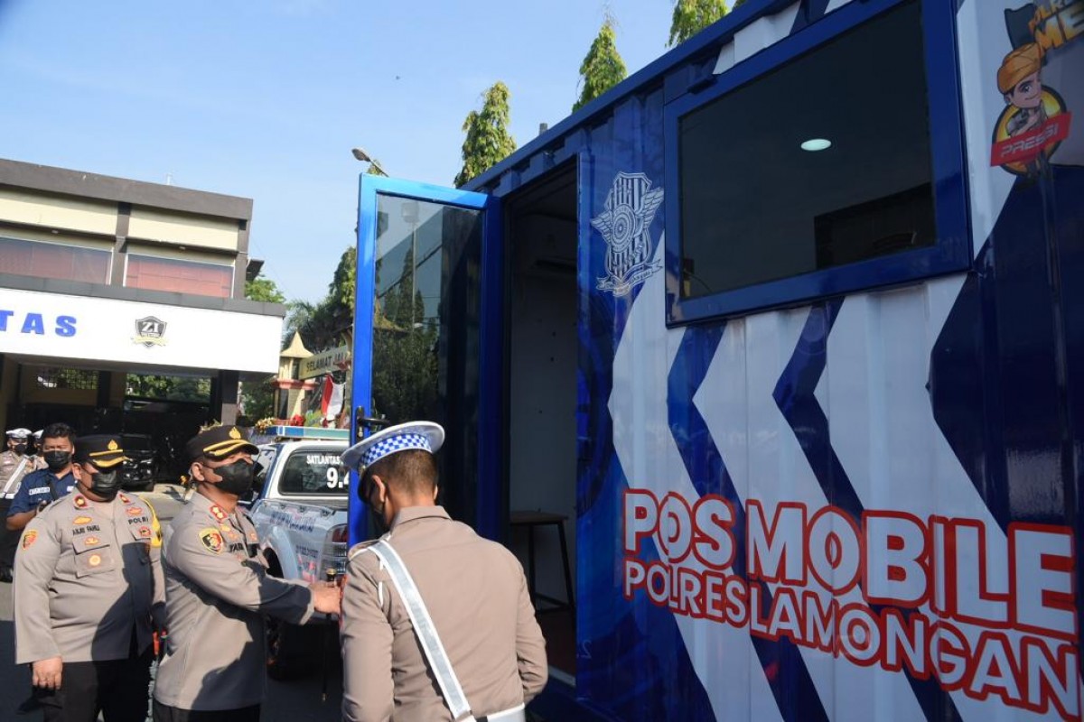 Peluncuran Pos Polisi Mobile Satlantas Polres Lamongan. (Foto: Adyad Ammy Iffansah/jatimnow.com)