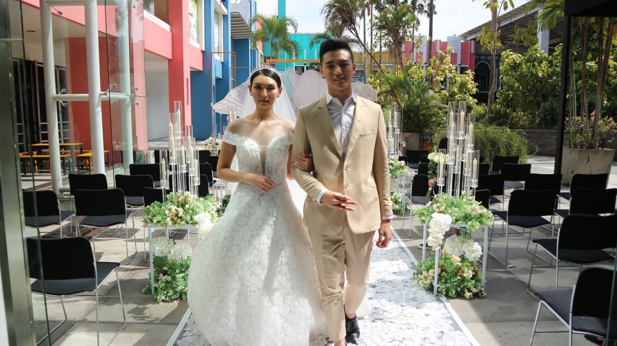 Simulasi wedding bertema artistik by Artotel TS Suites-Surabaya Hotel. (Foto-foto: Fajar Mujianto/jatimnow.com)