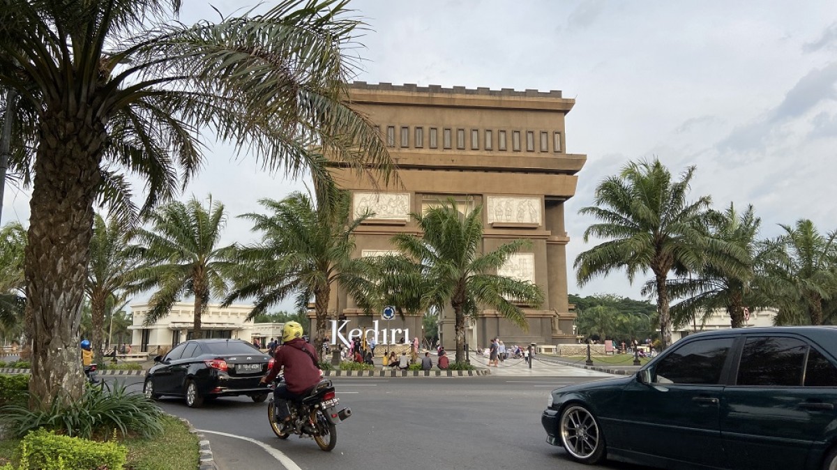 Monumen Simpang Lima Gumul (SLG) Kabupaten Kediri. (Foto : Yanuar Dedy/jatimnow.com)