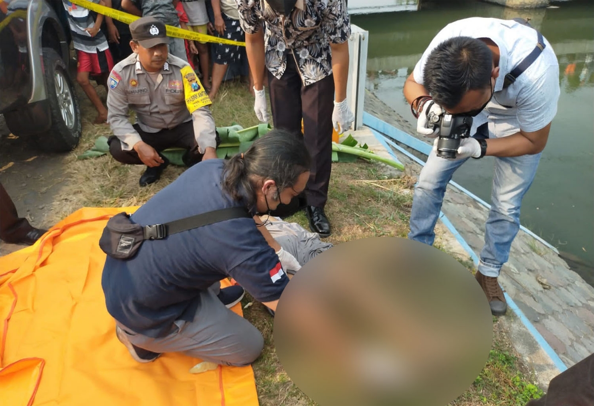 Tim Inafis Polres Kediri melakukan identifikasi di lokasi kejadian (Foto: Humas Polsek Papar/jatimnow.com)