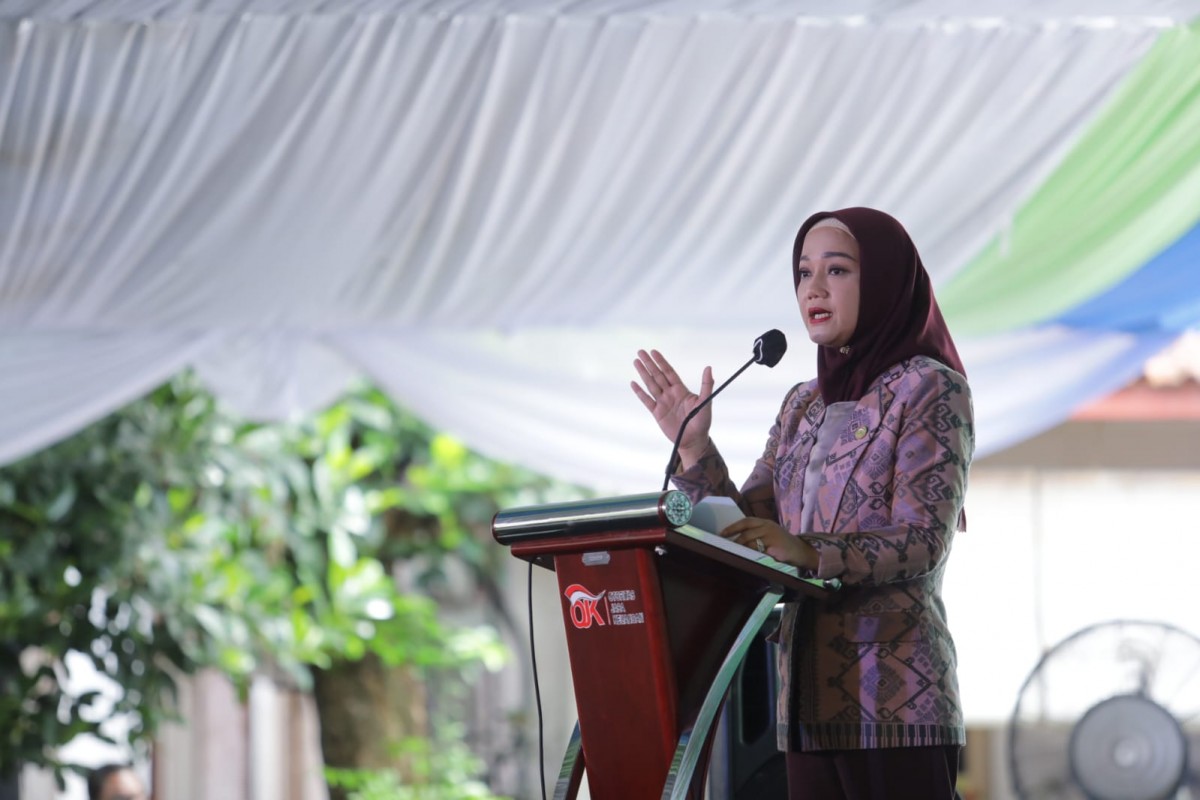 Anggota Dewan Komisioner OJK Bidang Edukasi dan Perlindungan Konsumen, Friderica Widyasari Dewi . (foto: OJK for jatimnow)