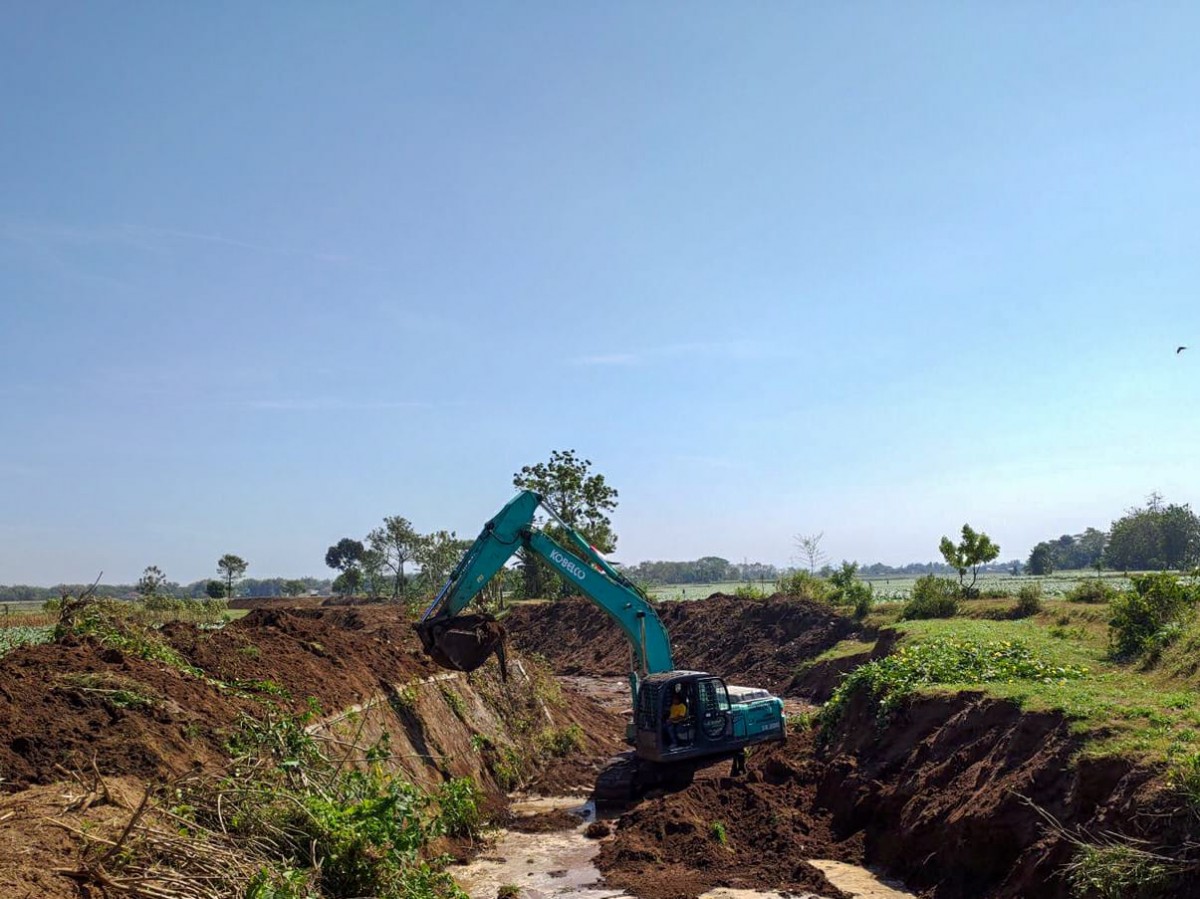 Pemkab Kediri Kebut Normalisasi Sungai Hadapi Musim Penghujan