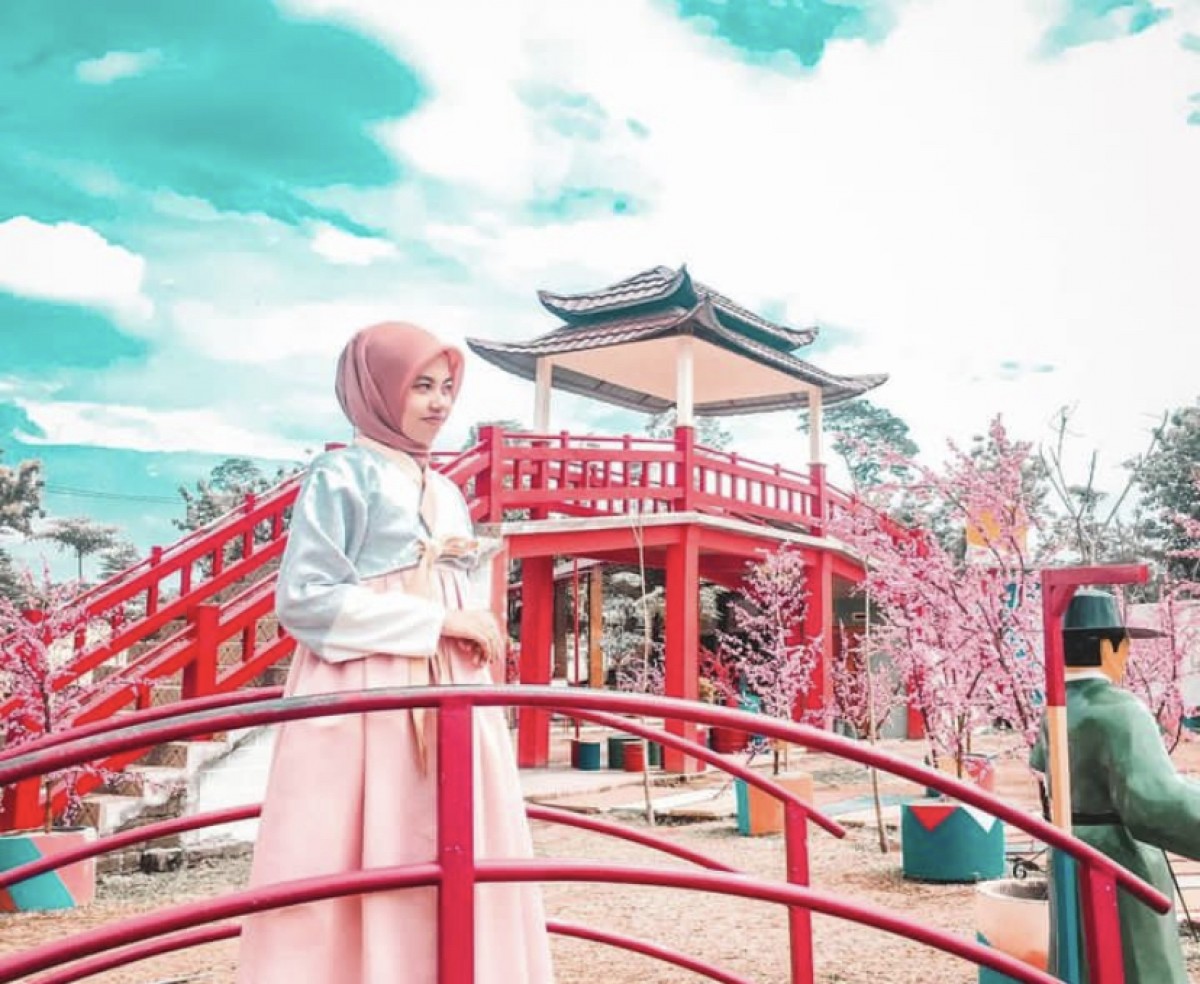 Deretan Destinasi Wisata di Kediri Bergaya Korea hingga Eropa