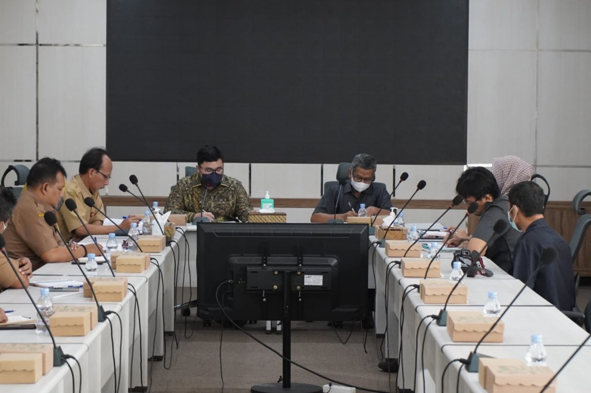 Mas Dhito saat rapat koordinasi bersama BPS Kabupaten Kediri (Foto: Humas Pemkab Kediri for jatimnow.com)