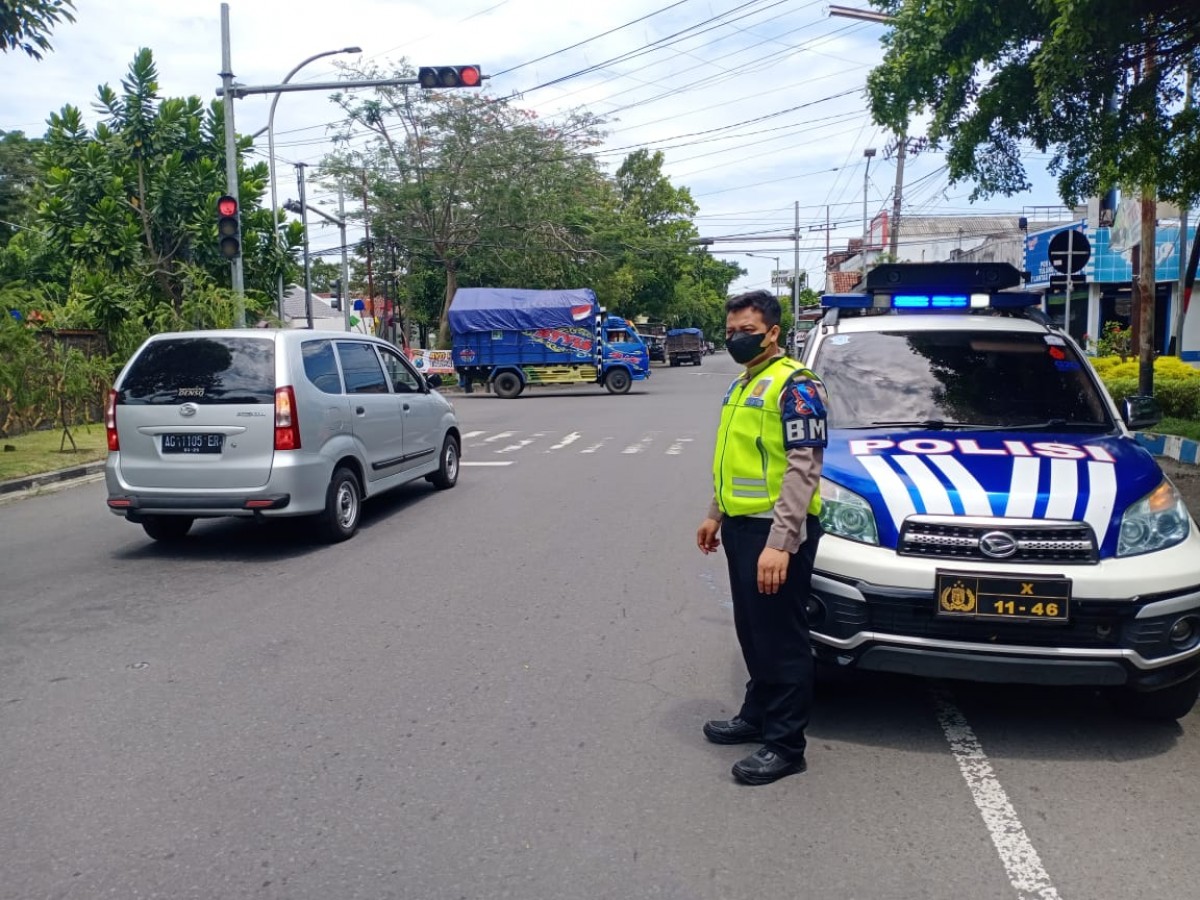 Mobil Incar Polres Kediri di kawasan Kecamatan Pare. (Foto: Humas Polres Kediri/jatimnow.com)