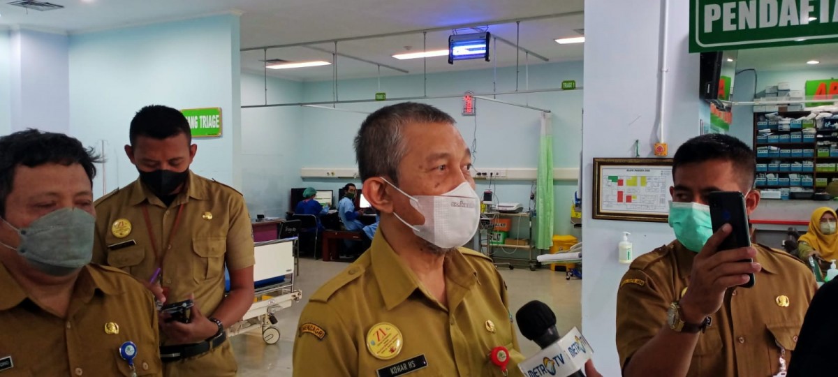 Plt Direktur RSSA Malang, dr Kohar Hari Santoso memberikan keterangan. (Foto: Galih Rakasiwi/jatimnow.com)