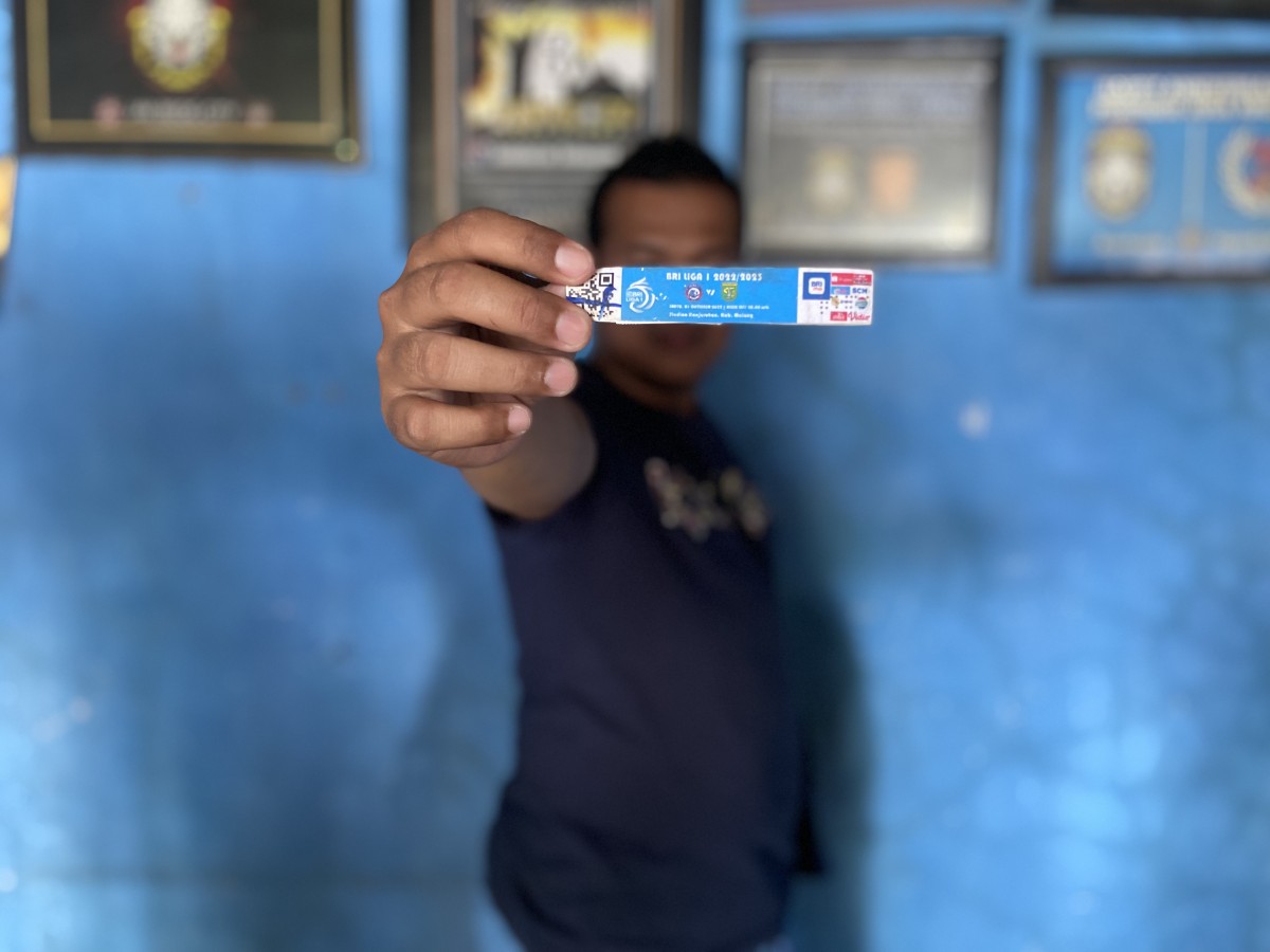 Joko Ulang Joyo, suporter Arema FC saat ditemui di rumahnya di Ponorogo (Foto: Mita Kusuma/jatimnow.com)