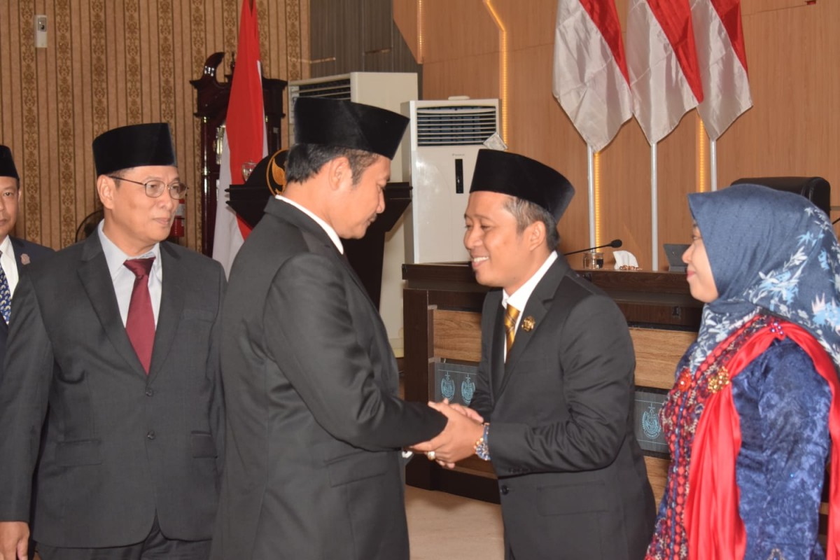 Tulus Santoso Resmi Gantikan Adik Bupati Lamongan Sebagai Anggota DPRD