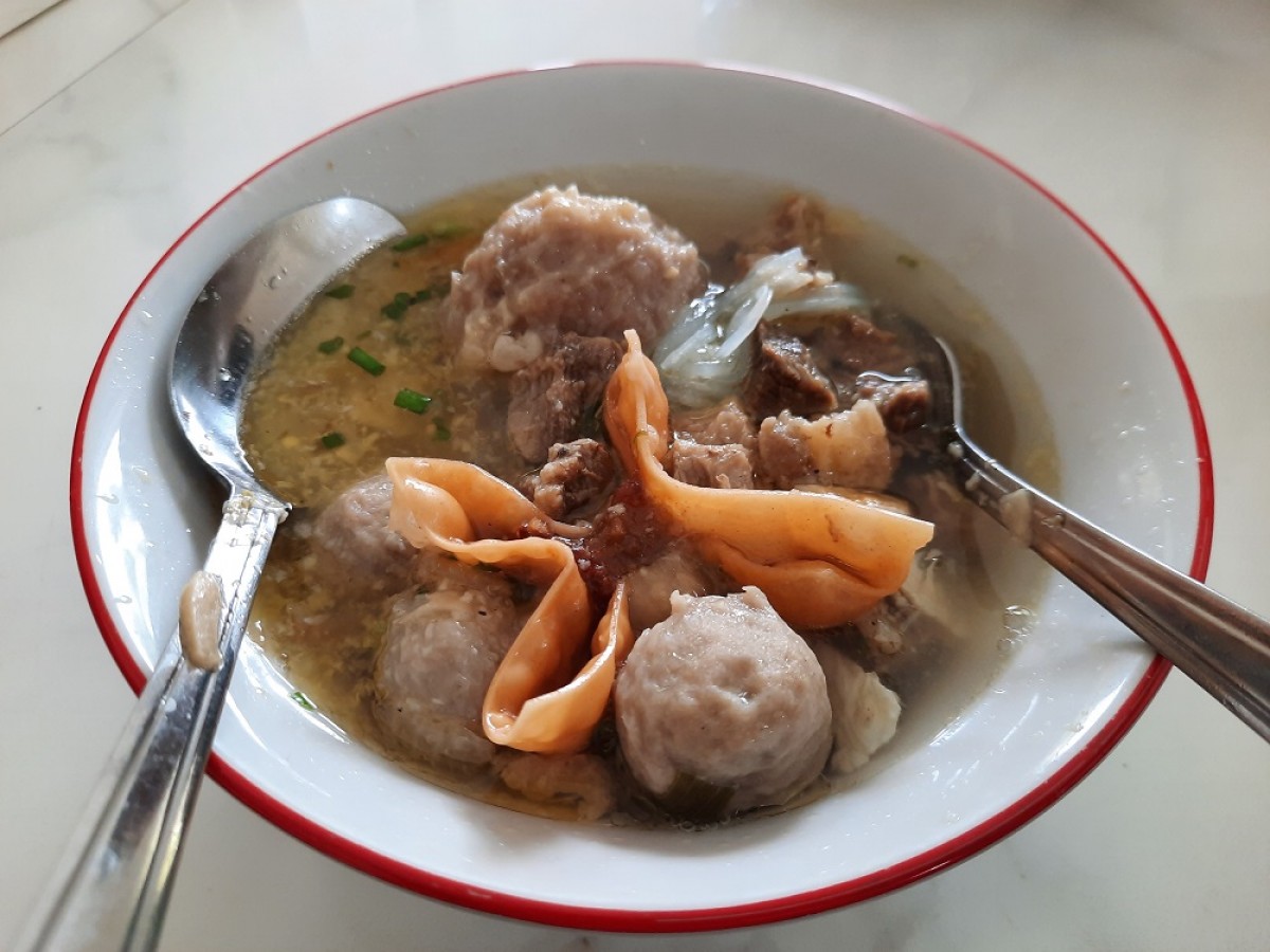 Bakso yang disajikan di kedai Bakso Utama Spesial Tetelan. (Foto: Achmad Supriyadi/jatimnow.com)