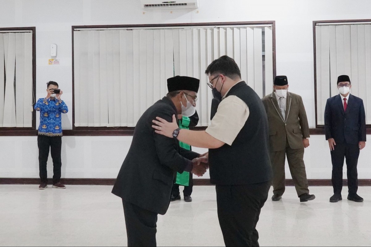 Mas Dhito lantik Direktur baru RSKK. (Foto : Humas Pemkab Kediri/jatimnow.com)