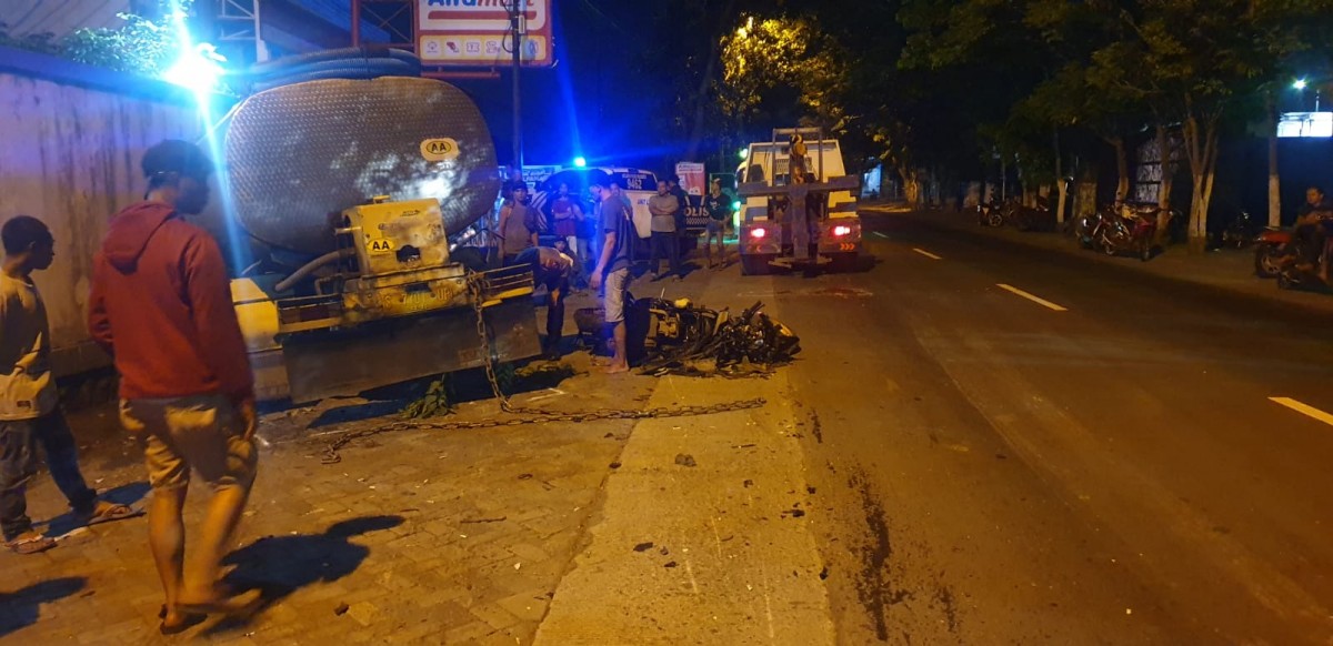 Lokasi kecelakaan yang menewaskan satu remaja di Pesanggrahan, Kutorejo, Kabupaten Mojokerto. (Foto: Unit Laka Satlantas Polres Mojokerto for jatimnow)