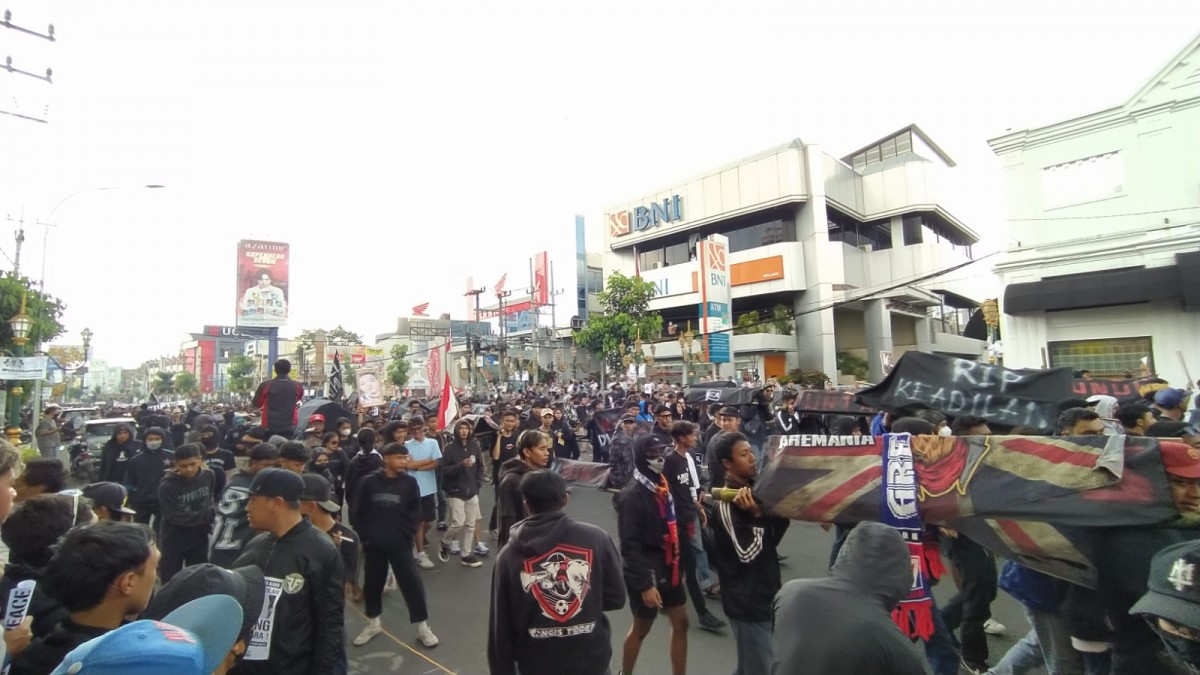 40 Hari Tragedi Kanjuruhan Kota Malang Menghitam
