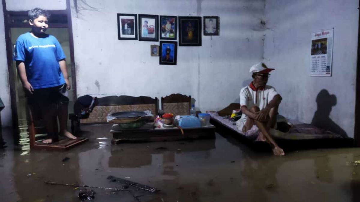 Rumah warga yang terganang banjir di Desa Sumberarum, Kecamatan Dander, Kabupaten Bojonegoro (Foto-foto: Misbahul Munir/jatimnow.com)