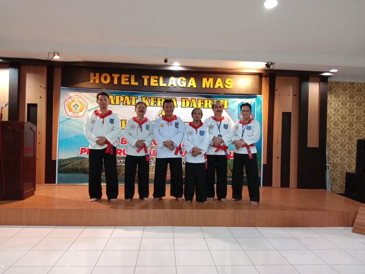 Ketua Umum Pengurus Pusat Perguruan Pencak Silat Betako Merpati Putih Brigjen Pol Leo Bona Lubis saat hadir di Rakerda Merpati Putih Jatim (dok Merpati Putih for jatimnow.com)