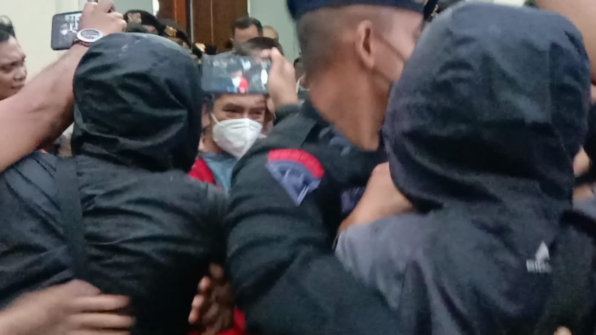 Dijerat Pasal Kekerasan Seksual, Mas Bechi Divonis 7 Tahun Penjara