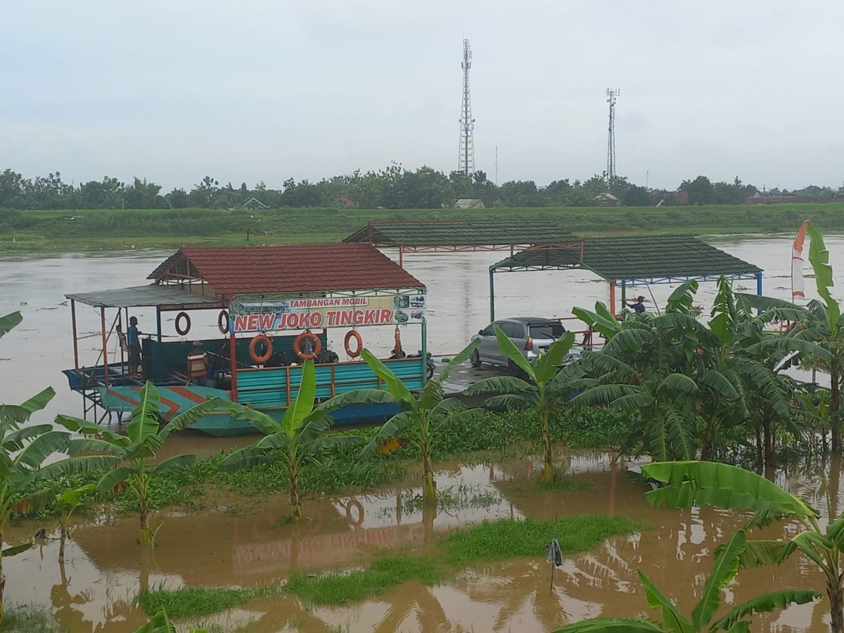 Perahu Penyeberangan Terseret Arus, Begini Kronologinya