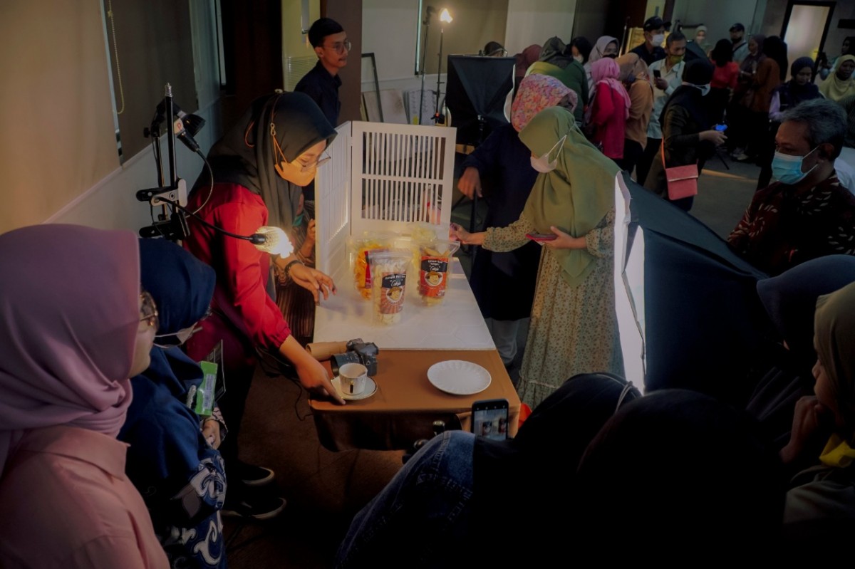 Pelatihan digital marketing untuk pelaku UMKM di Surabaya yang digelar PT SIER (Foto-foto: Mas for jatimnow.com)