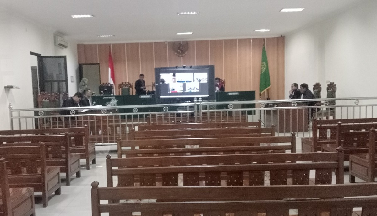 Suasana sidang oknum jaksa cabul Kejari Bojonegoro yang berlangsung di PN Jombang. (Foto: Elok Aprianto/jatimnow.com)