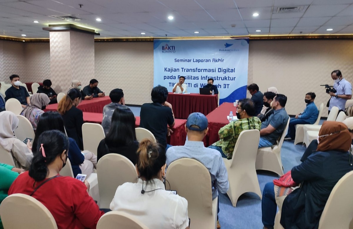 Seminar pembahasan transformasi dan kurikulum digital di Intiland Tower. (foto: Farizal Tito/jatimnow.com)