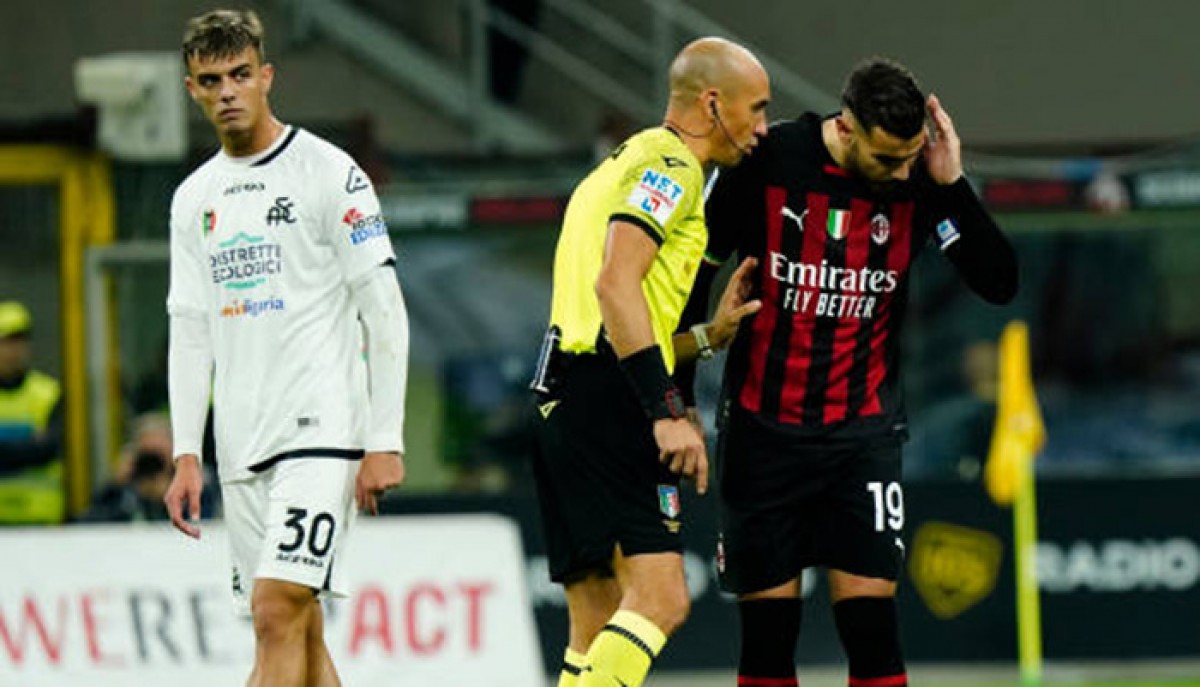 Maldini Kirim Pesan untuk Mantan