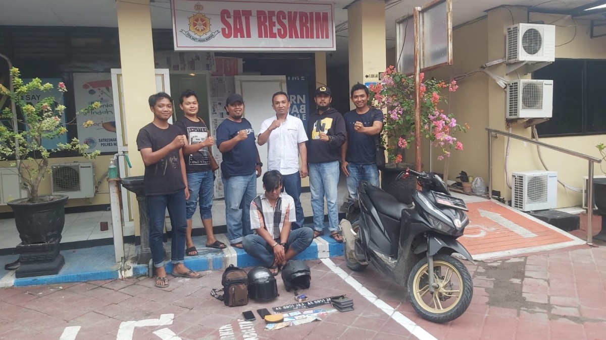 Pelaku pemerkosaan diamankan polisi. (Foto: Humas Polres Ngawi)