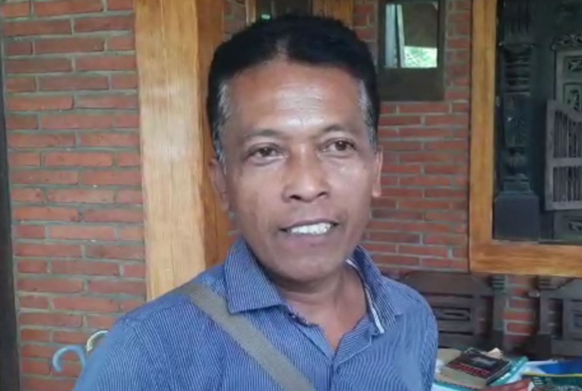 Heli Supangat saat memberikan keterangan pada sejumlah awak media (Foto: Misbahul Munir/jatimnow.com)