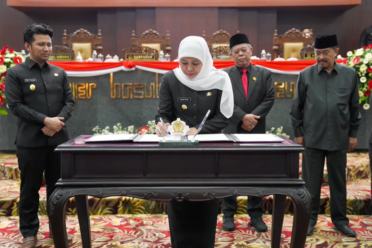 Gubernur Jatim Khofifah Indar Parawansa. (Foto: Humas DPRD Jatim)
