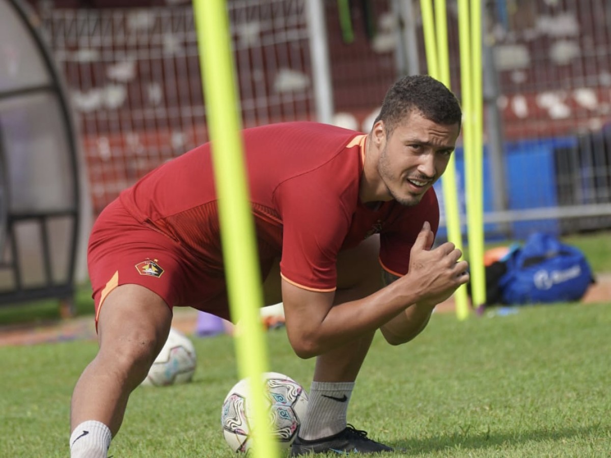 Arthur Felix dalam latihan di Stadion Brawijaya Kediri. (Foto: MO Persik Kediri for jatimnow.com)