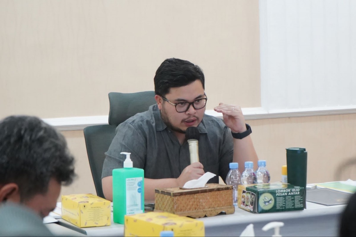 Mas Dhito dalam rapat koordinasi bersama Dinkes di Kantor Pemkab Kediri. (Foto : Humas Pemkab Kediri/jatimnow.com)