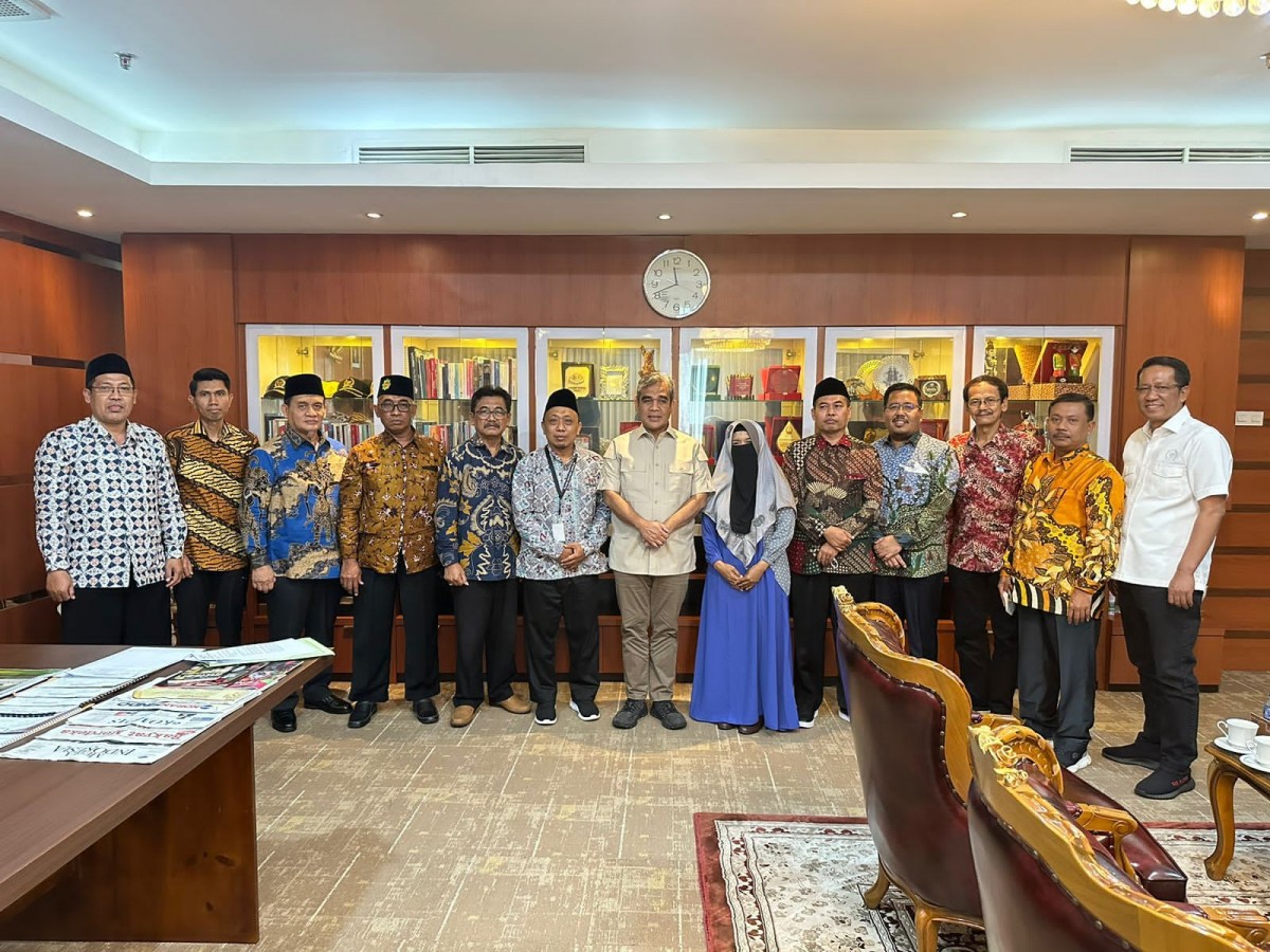 Pertemuan Fraksi Gerindra DPR RI dengan insan koperasi (Dok Fad/jatimnow.com)