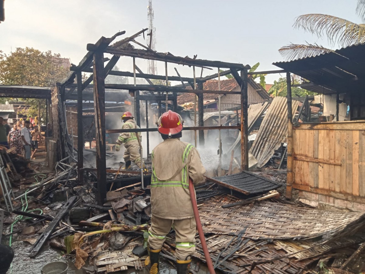Kondisi rumah milik Kartiyem warga Desa Sumberejo, Kecamatan Jombang yang hangus terbakar. (Foto: BPBD Kabupaten Jombang)