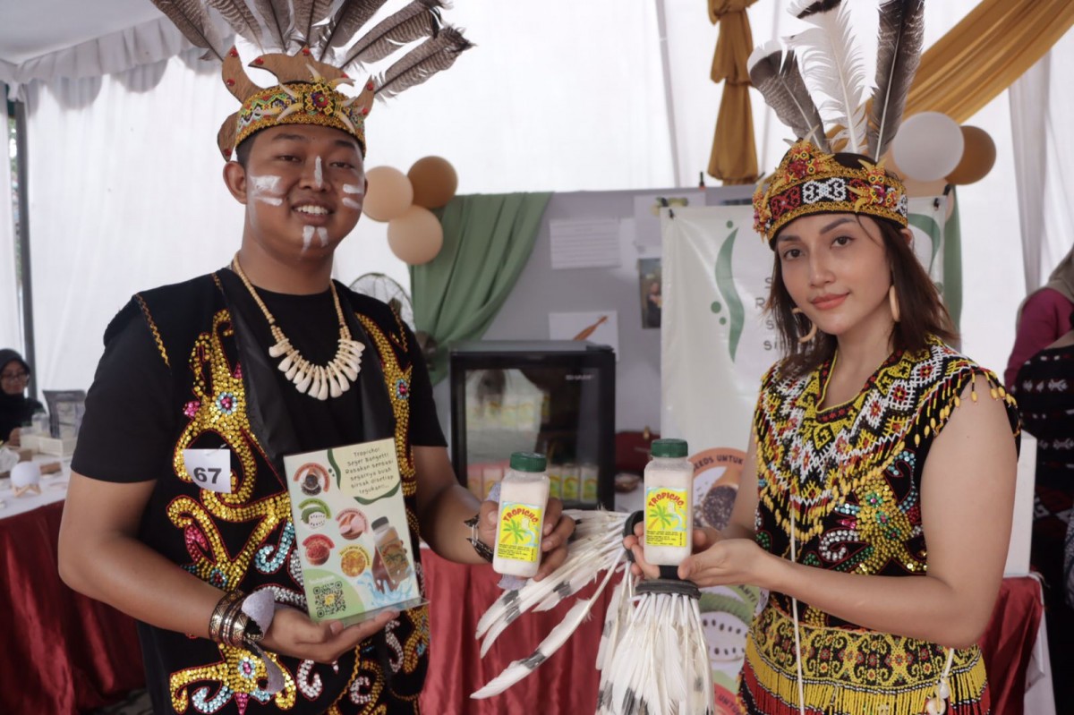 Expo Kewirausahaan, Ajang Inovasi Mahasiswa Unitomo Membuat Produk dan Jasa