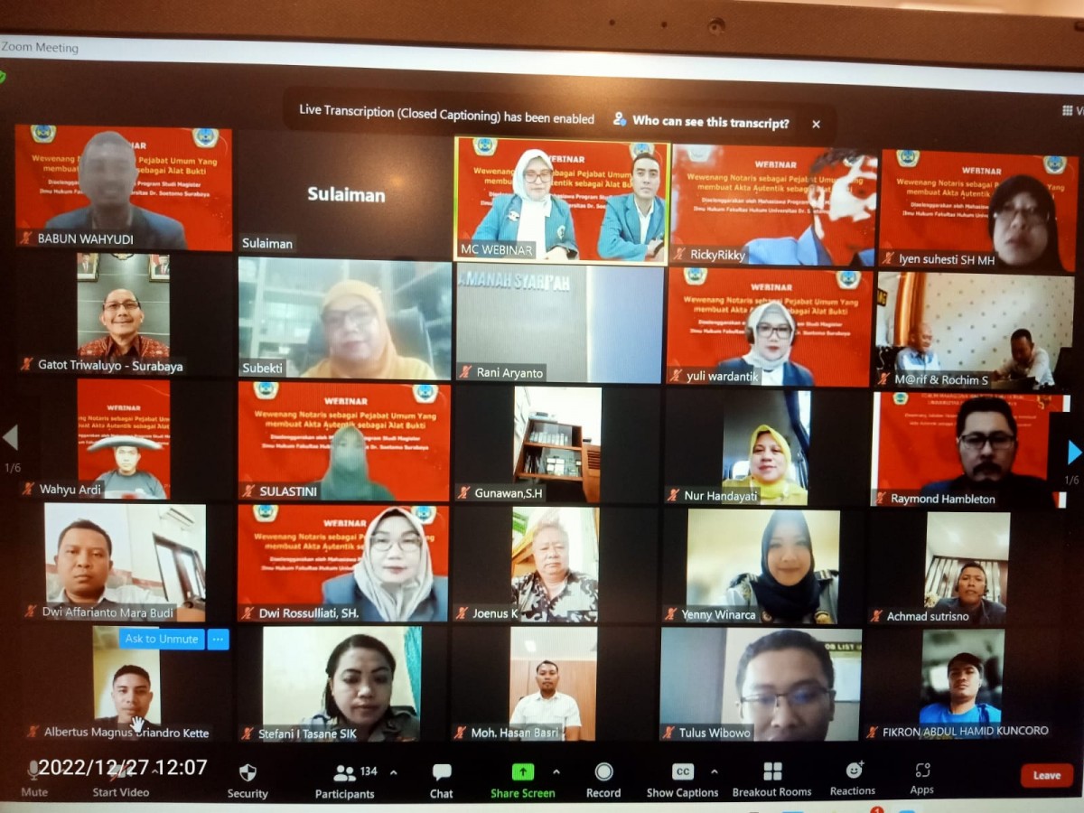 Pelaksanaan webinar webinar dengan mengusung tema "Wewenang Notaris sebagai Pejabat Umum yang Membuat Akta Otentik sebagai Alat Bukti". (Foto: Yoyok for jatimnow.com)
