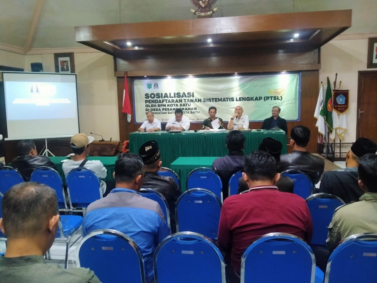 Sosialisasi PTSL di Desa Pesanggrahan, Kecamatan Batu, Kota Batu Kamis (29/12/2022). (foto: Galih Rakasiwi/jatimnow.com)