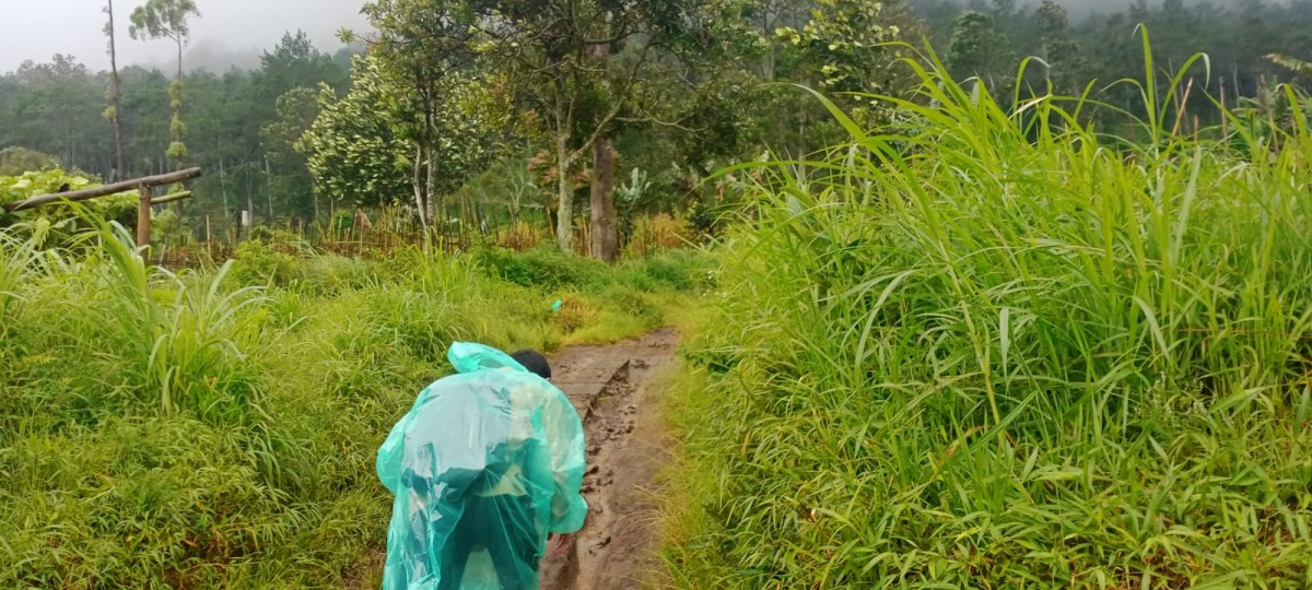Puluhan Pendaki Nikmati Pergantian Tahun dari Gunung Panderman dan Butak