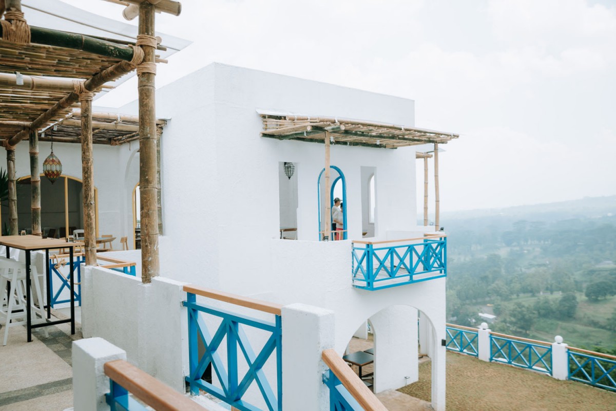Restoran berview Gunung Arjuno di Pandaan, Pasuruan (Foto: Instagram Calli Mera)