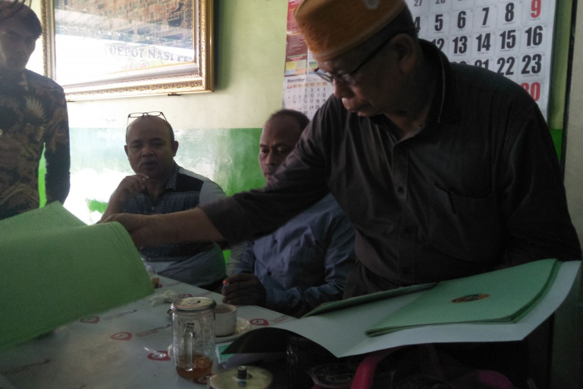 Sertifikat tanah yang diduga palsu (Foto: Misbahul Munir/jatimnow.com)