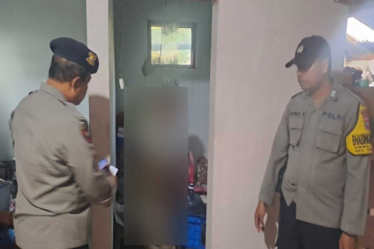 Pedagang Pasar Kesamben Ditemukan Gantung Diri, Depresi 11 Lapaknya Terbakar?