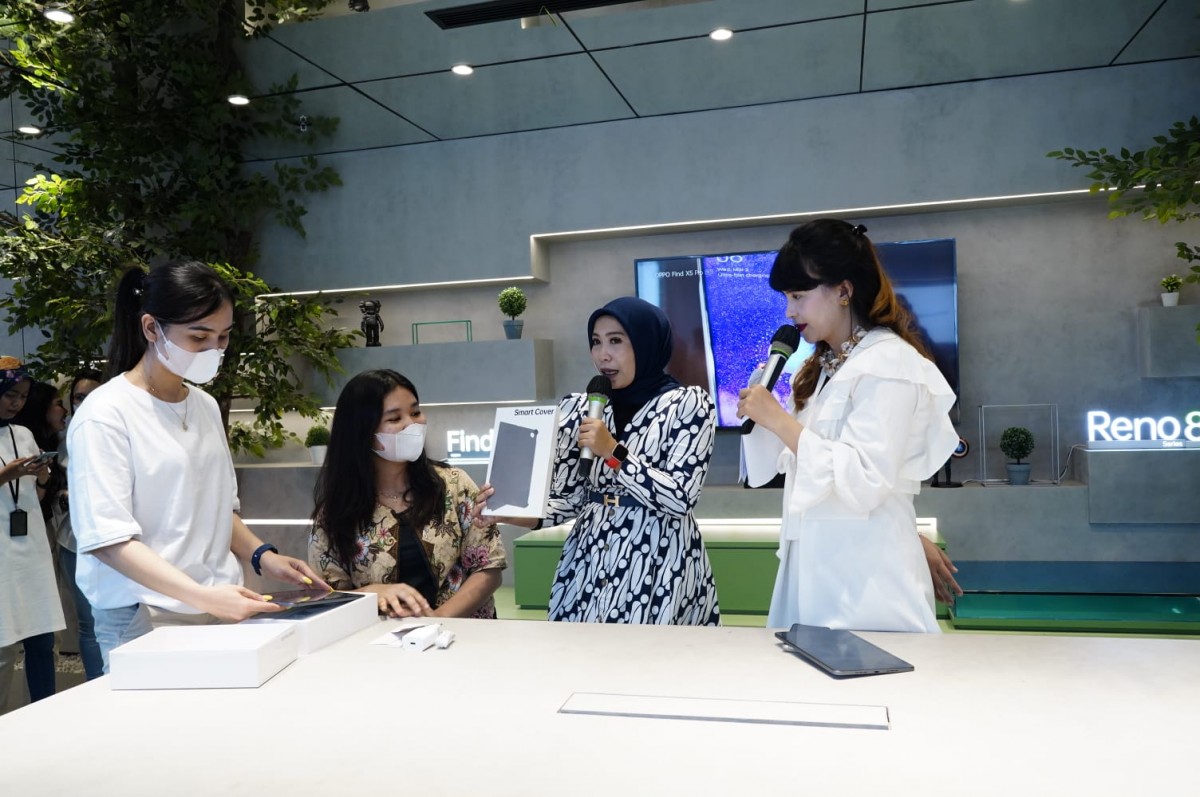 Penambahan OPPO Experience Store diharapkan mendongkrak market share pada tahun 2023 mendatang. (foto: OPPO Indonesia for jatimnow.com)