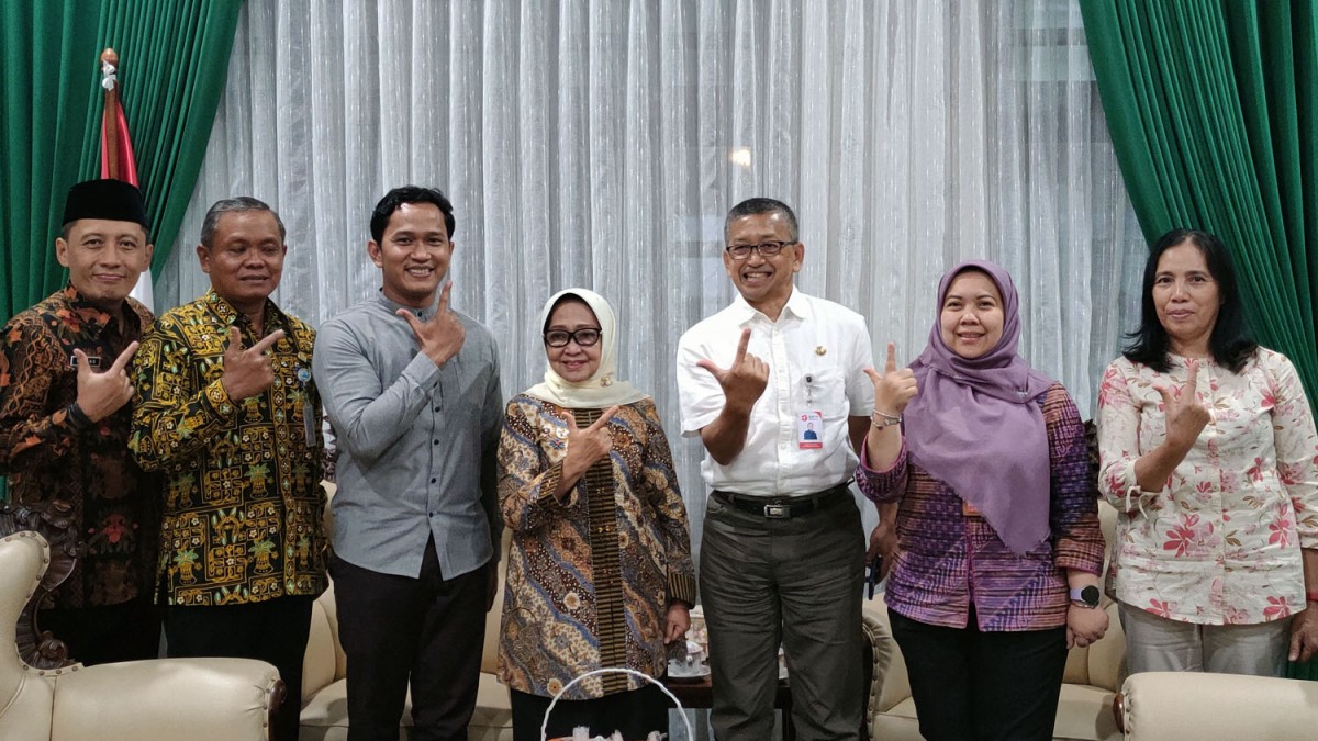 Wawancara Khusus BRIN dengan Bupati Perempuan Pertama di Jombang, Hj Mundjidah