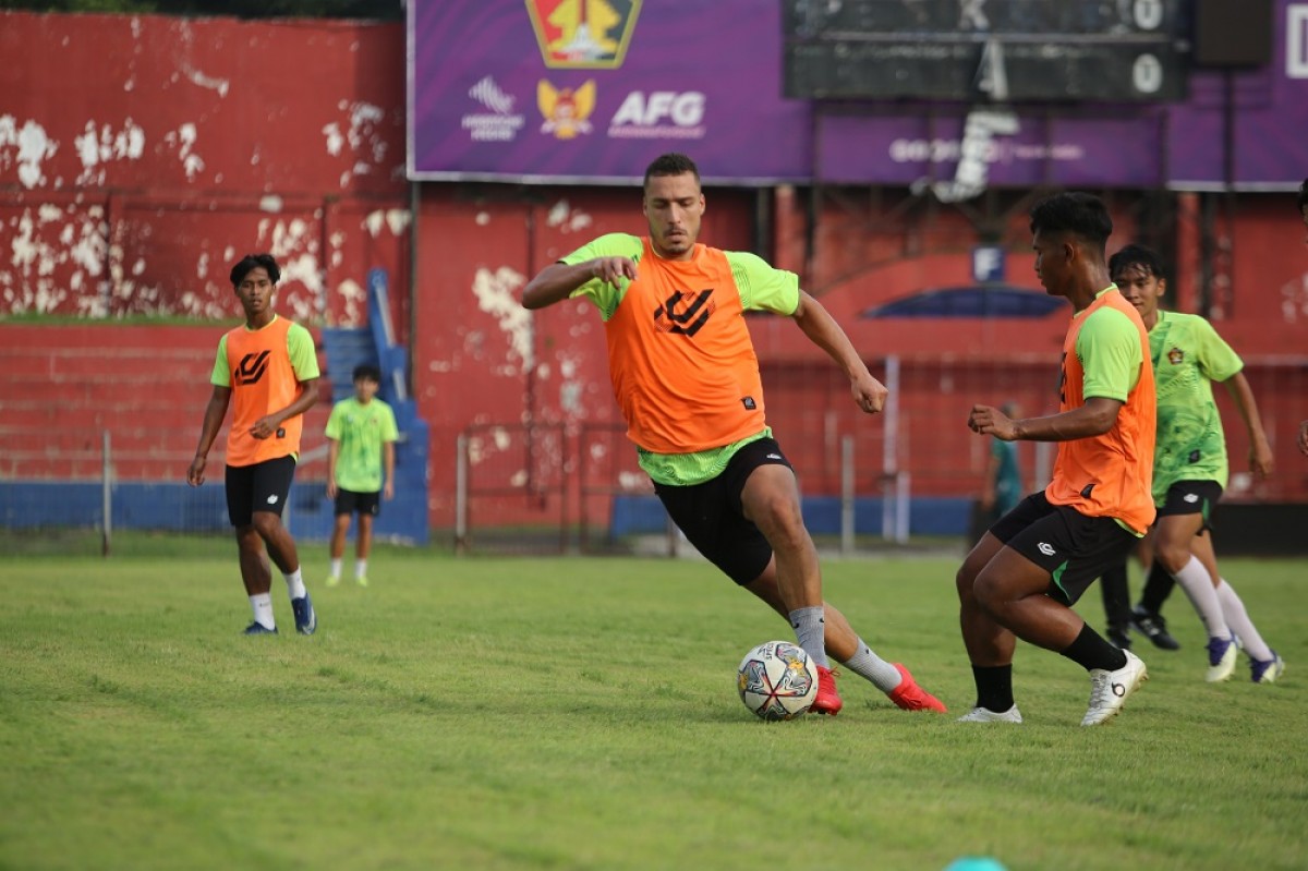 Suasana latihan Persik Kediri di Stadion Brawijaya. (Foto : Persik Kediri for jatimnow.com)