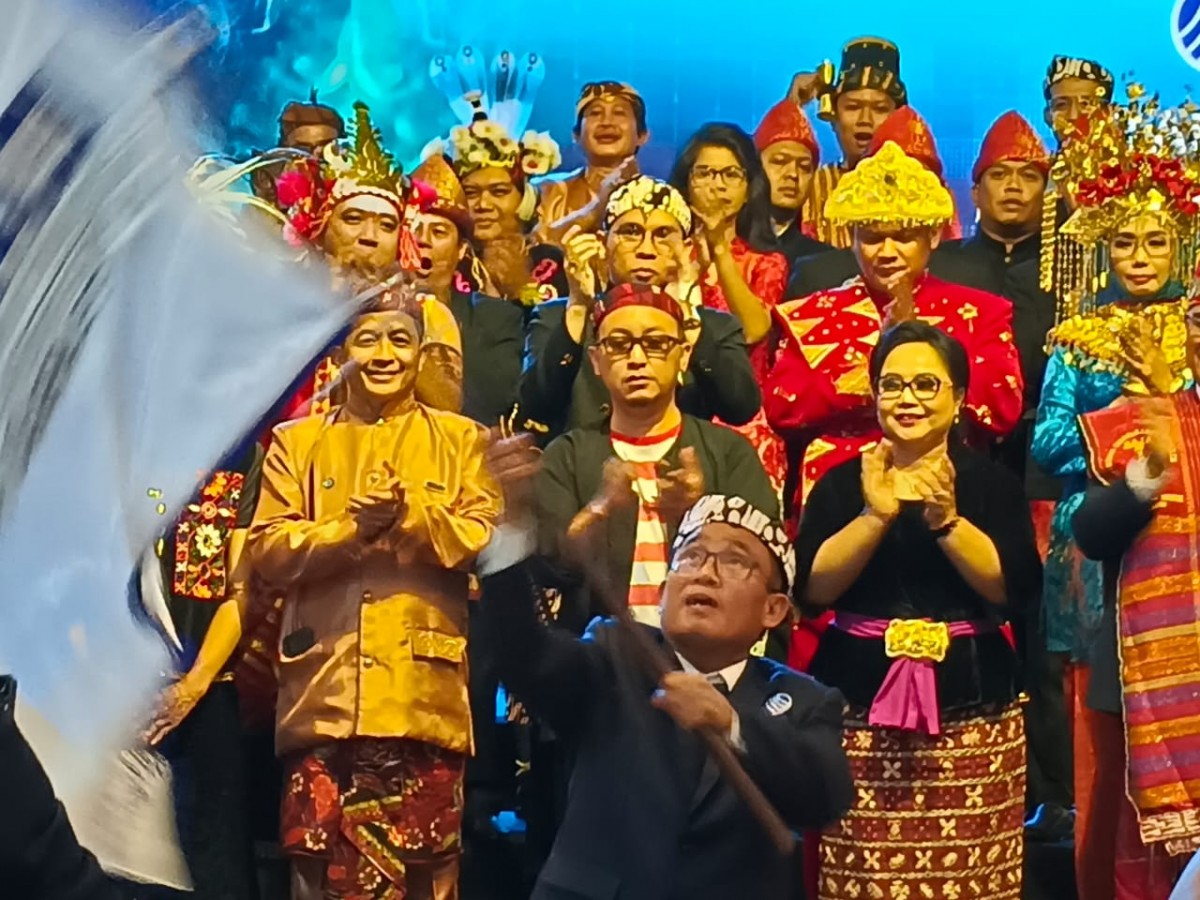 Pelantikan pengurus DPC Peradi Surabaya. (Foto: Rama Indra/jatimnow.com)