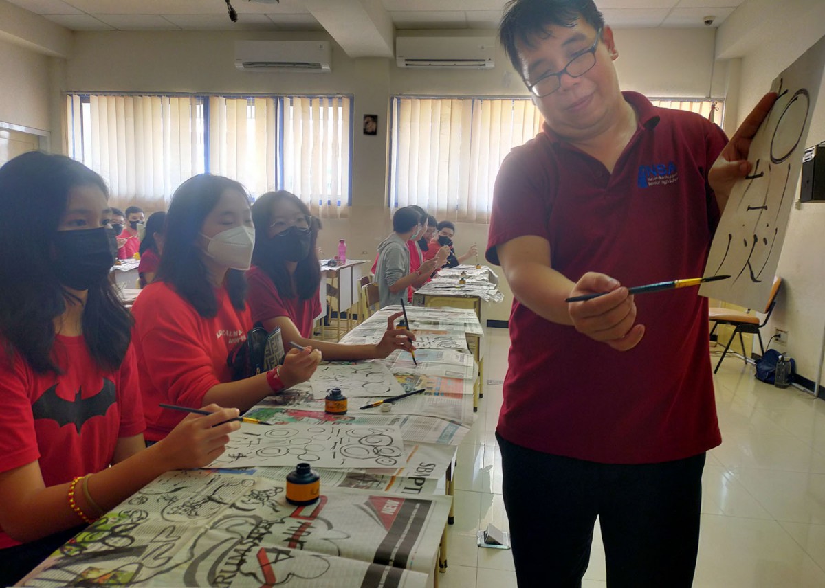 Pengenalan kebudayaan dan trandisi Thionghoa di Sekolah NSA Surabaya (Foto: Fahrizal Tito/jatimnow.com)