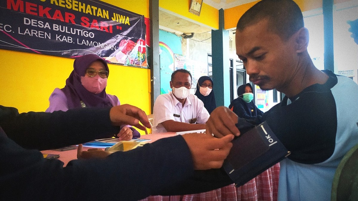 Kegiatan Posyandu jiwa di Desa Bulutigo, Kecamatan Laren, Lamongan. (Foto : Adyad Ammy Iffansah/jatimnow.com)