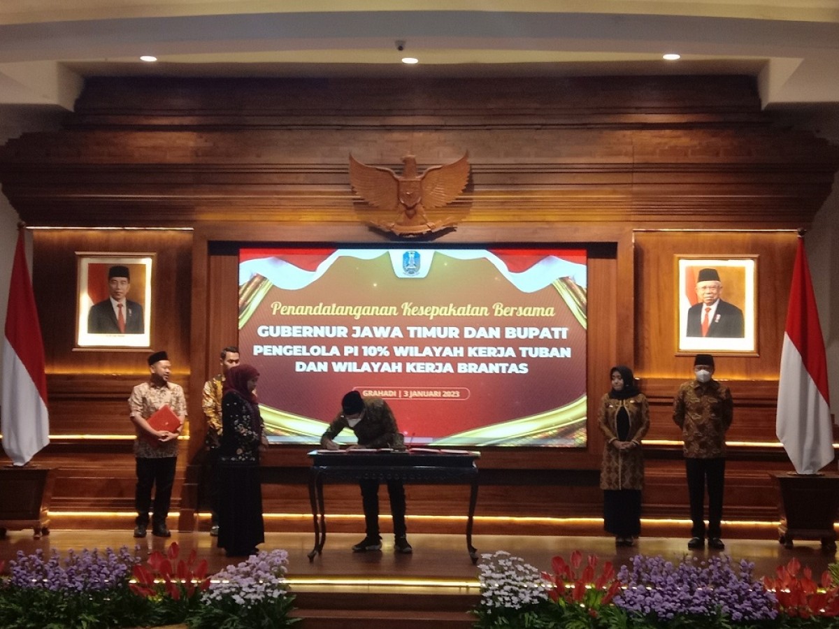 Penandatanganan kesepakatan bersama PI 10 persen di wilayah kerja Tuban dan Brantas (Foto: Rama Indra/jatimnow.com)