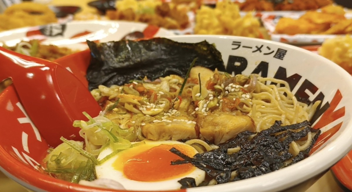 RamenYa! menu kuliner Jepang Bersertifikat halal. (Foto-foto: Rama Indra/jatimnow.com)