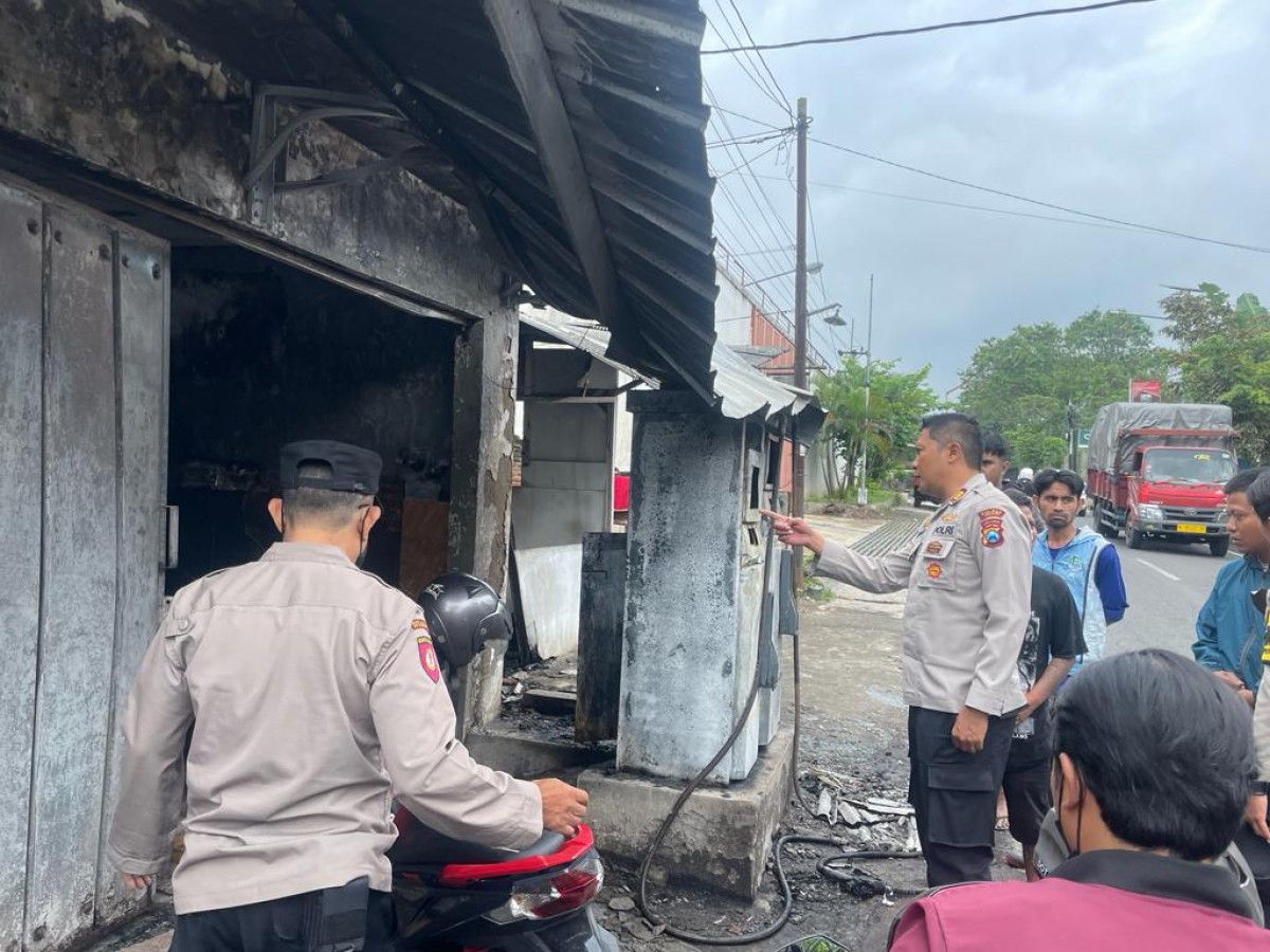 Pertamini di Kabupaten Malang Terbakar, Satu Dilarikan ke RS