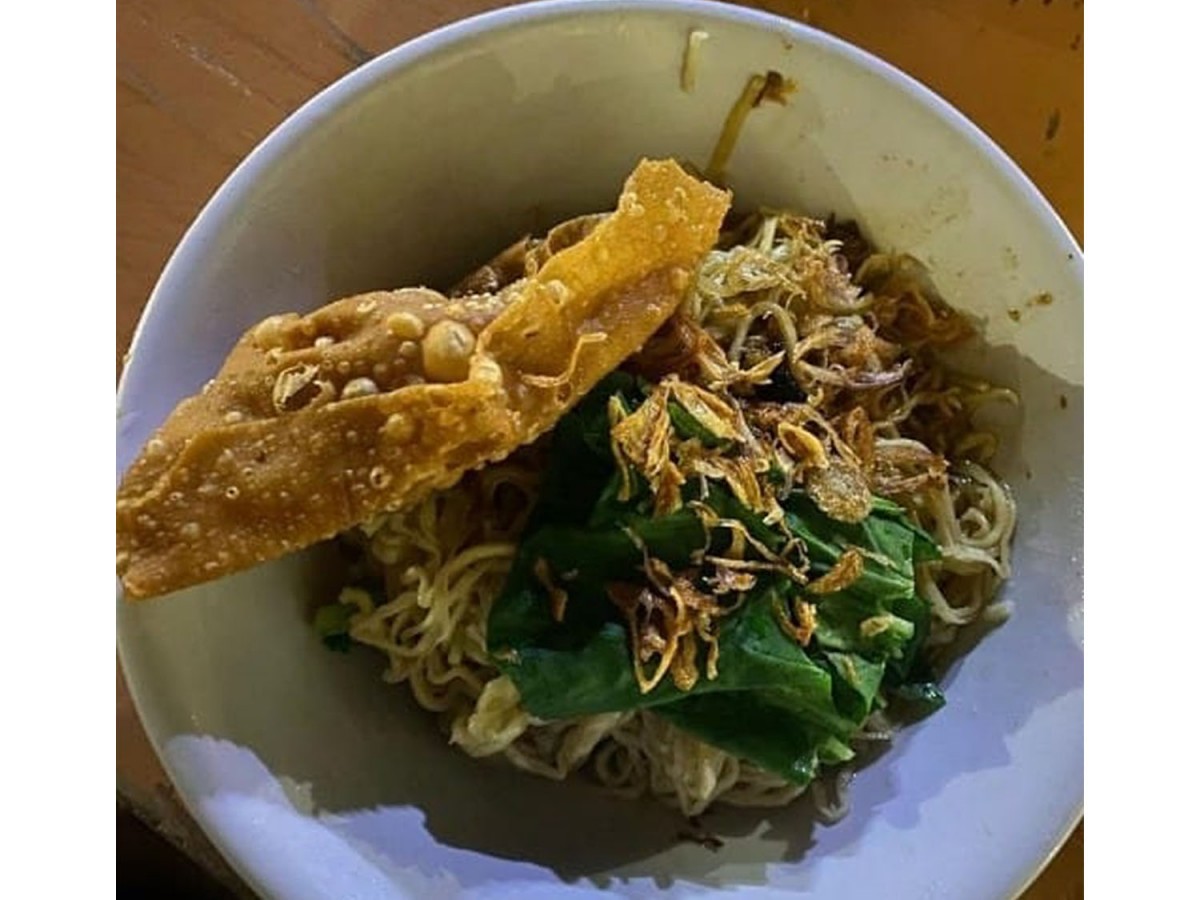 Mie Pangsit Mek 3000