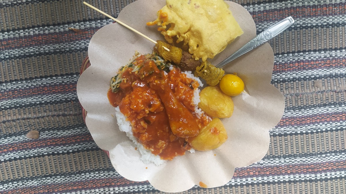 Nasi boranan khas Lamongan (Foto: Adyad Ammy Iffansah/jatimnow.com)