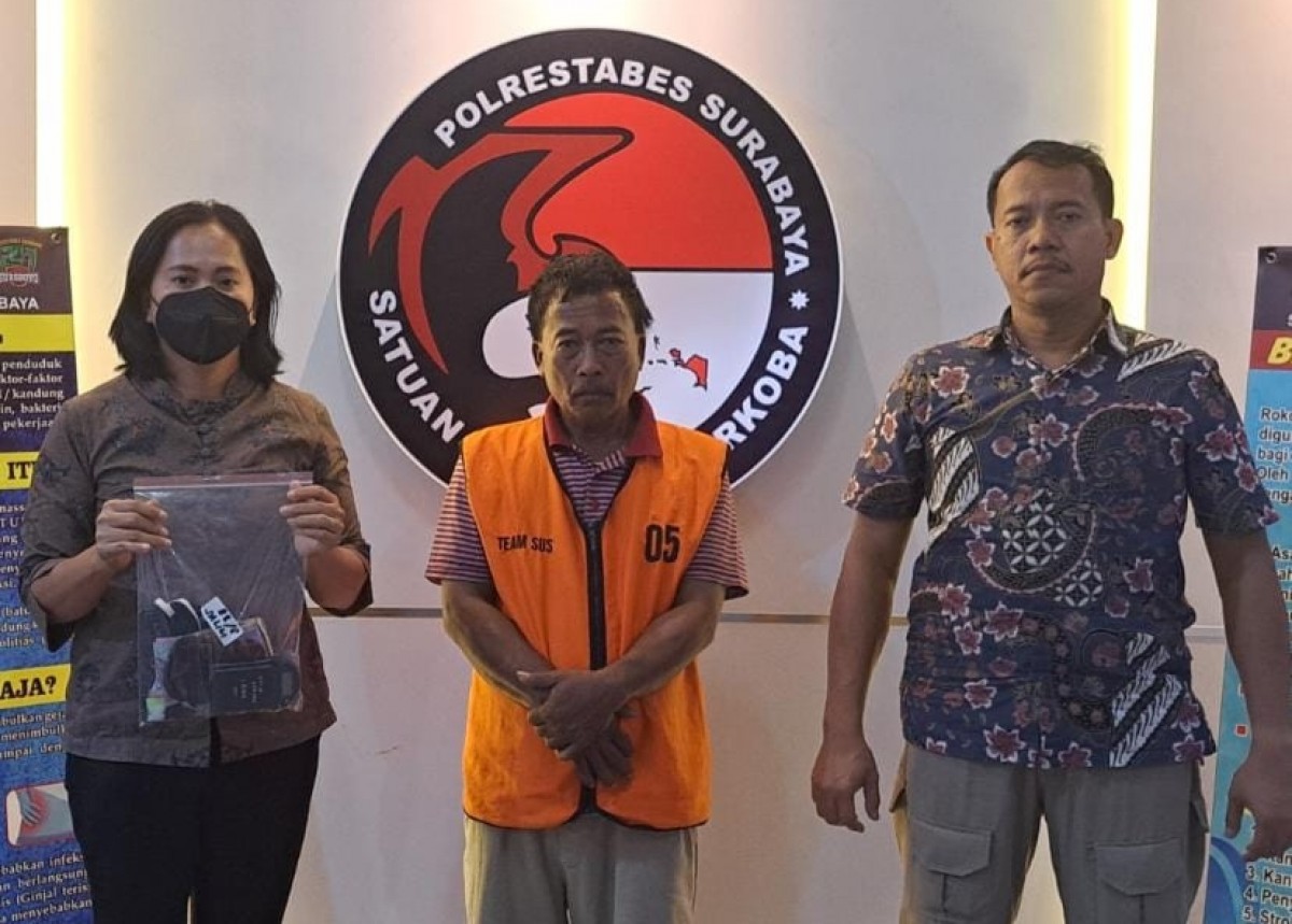 Pemulung di Surabaya Pungut Barang Terlarang, Hadiahnya Jeruji Besi